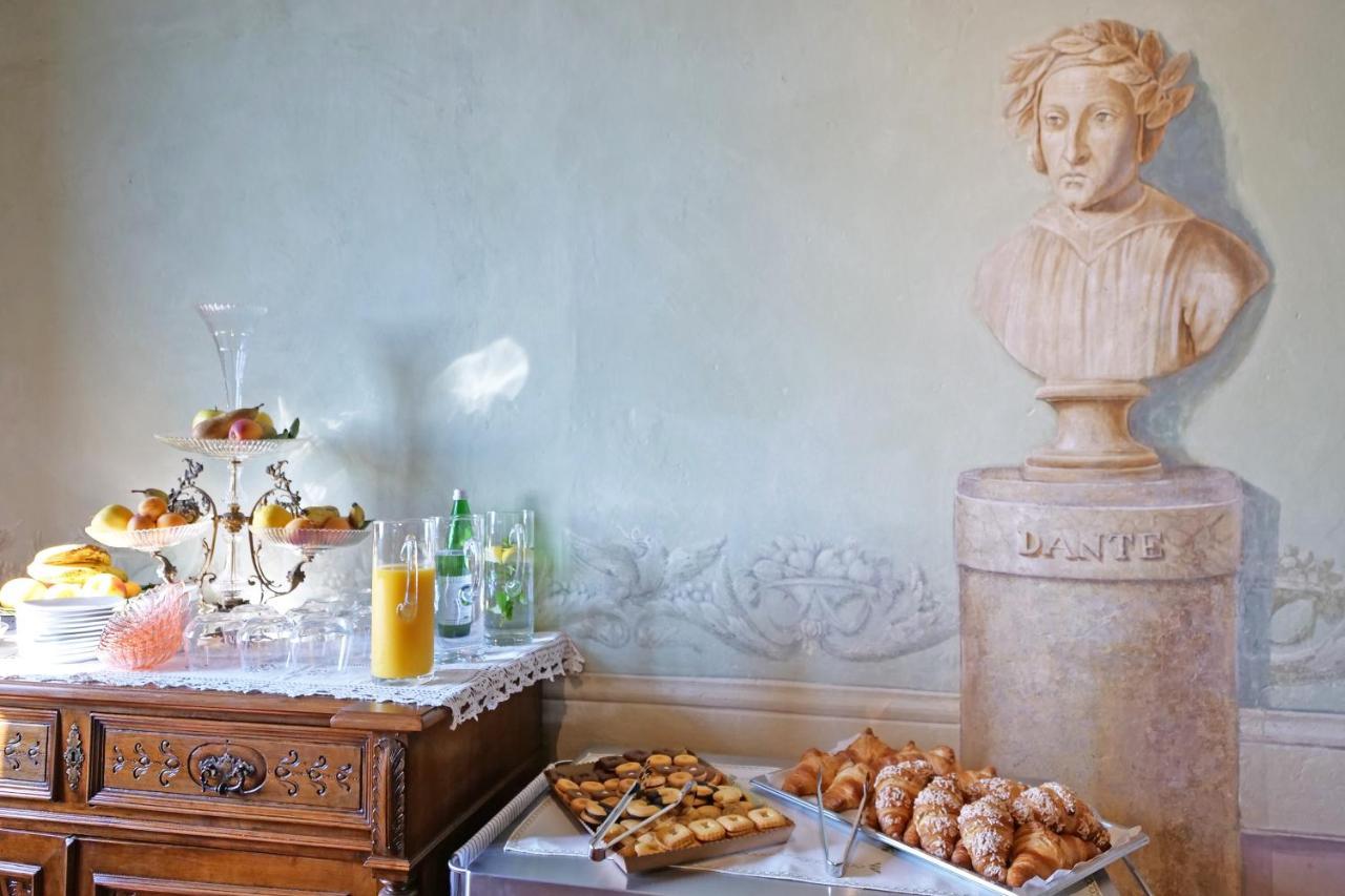 Delcorto Suites Montepulciano Stazione Eksteriør billede